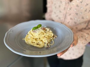 Pasta carbonara - a recipe with just a few ingredients