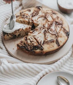 Homemade Cinammon Roll Cake - A Recipe You Will Love